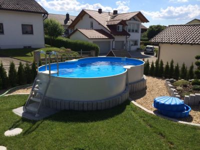 Schwimmbad / Pools